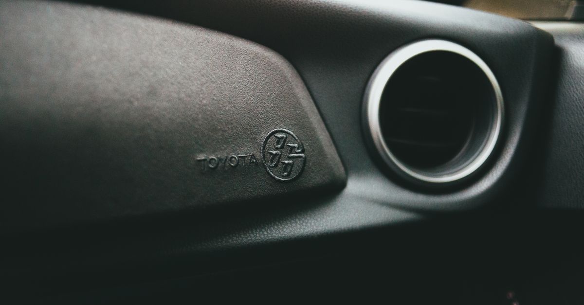 Toyota car key fob — Brooklyn Heights Locksmith & Security