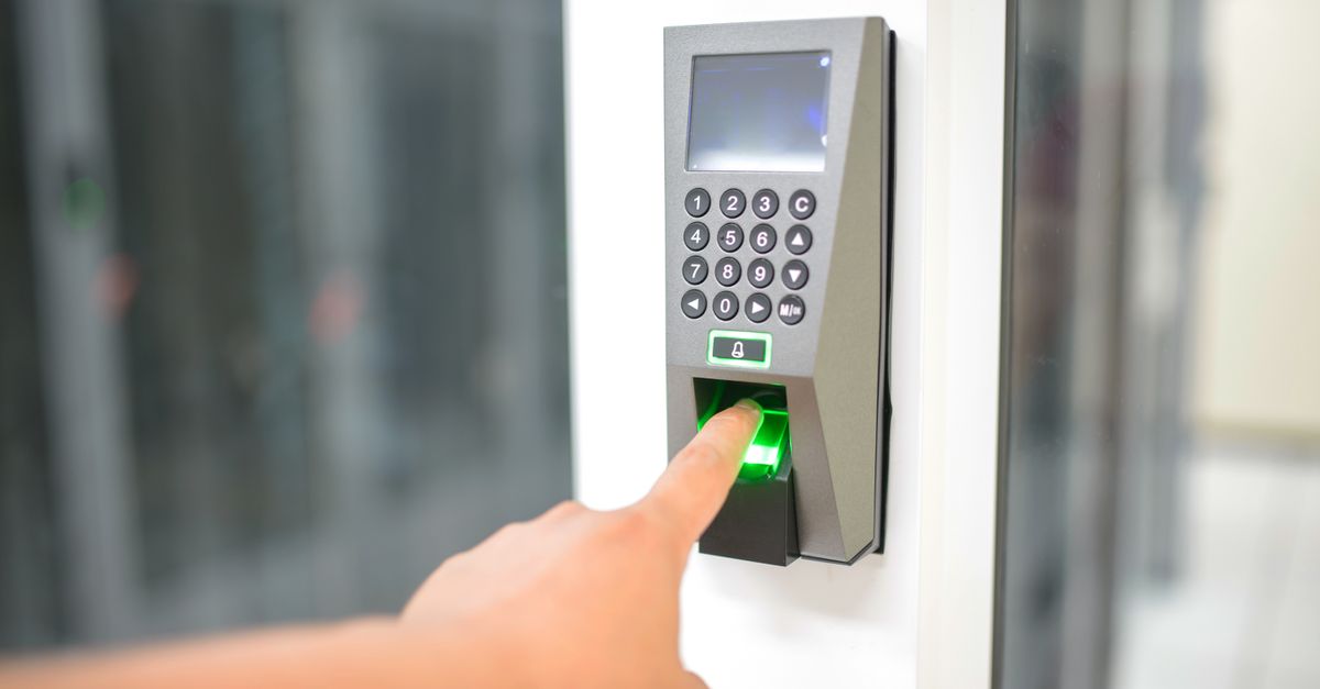 locksmith unlocking front door — Brooklyn Heights Locksmith & Security
