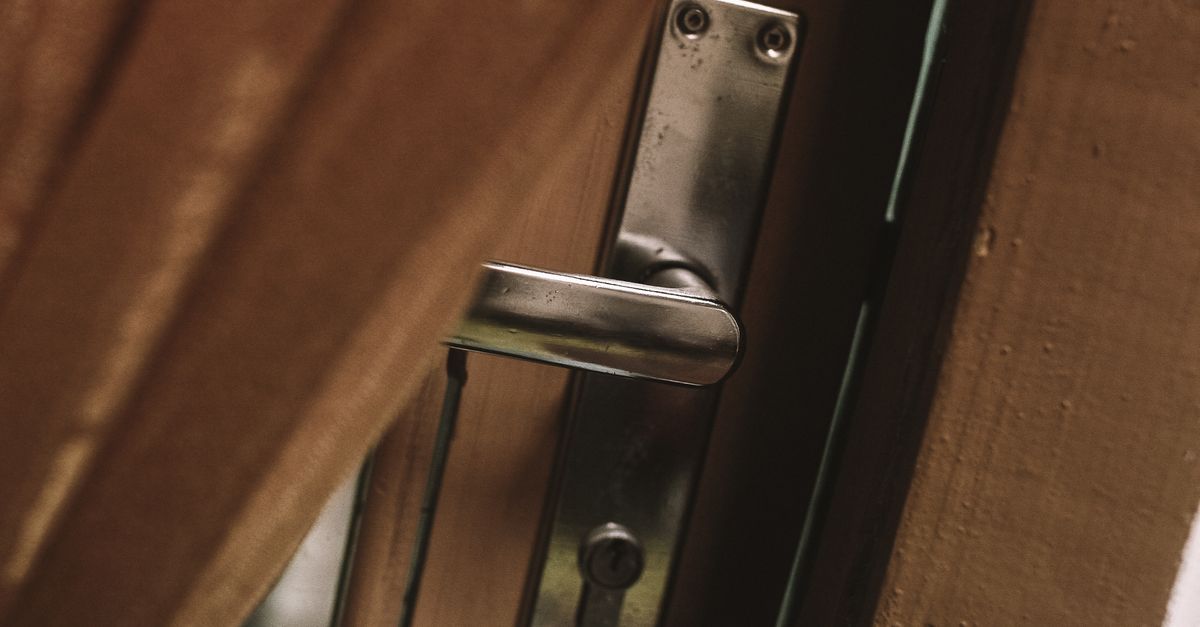 deadbolt installation — Brooklyn Heights Locksmith & Security