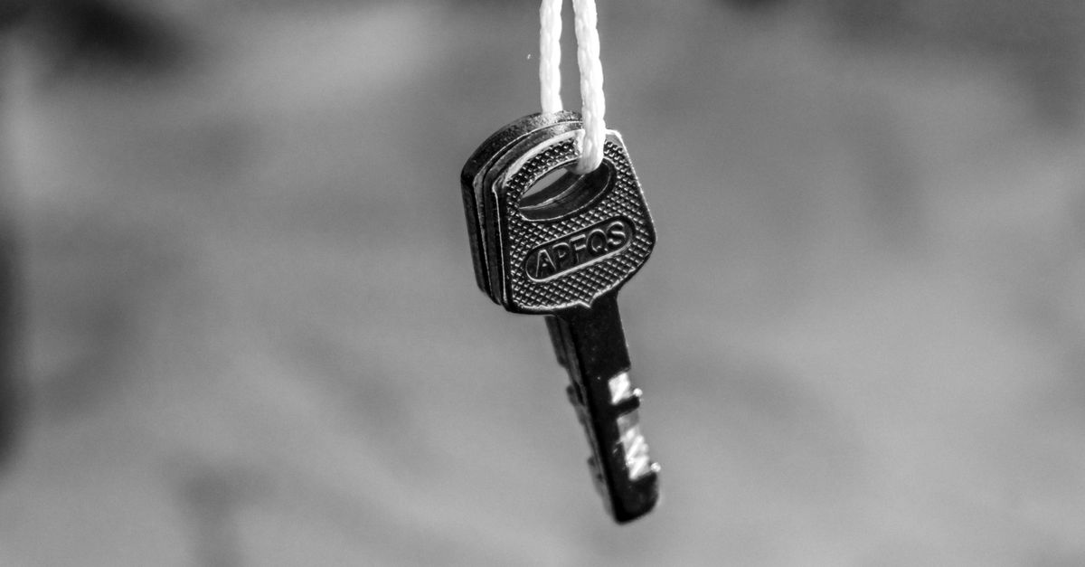 What a 24-Hour Emergency Locksmith in Brooklyn Actually Does — Brooklyn Heights Locksmith & Security
